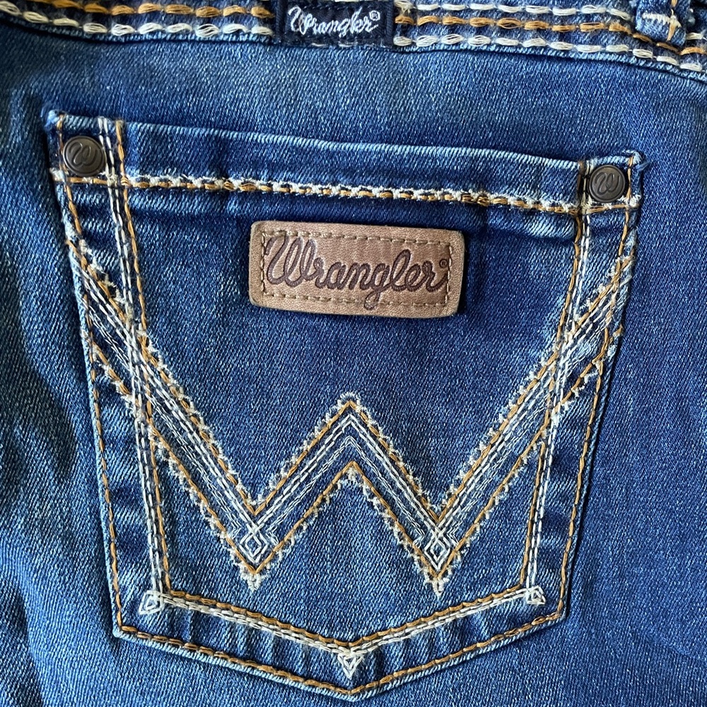 Wrangler Retro Sadie Low Rise Boot Cut - Picture 4 of 5